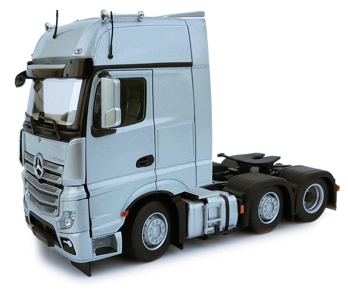 Mercedes-Benz Actros Gigaspace 6x2 Zilver